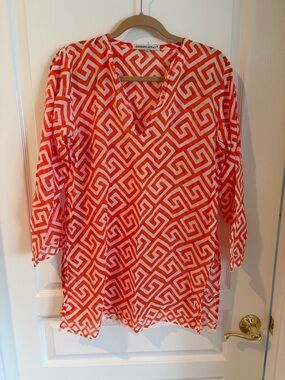 Barbara Gerwit Coral Geometric Print Tunic Top - Women’s Stylish Long Sleeve